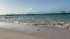 Caminando a Playa Bávaro